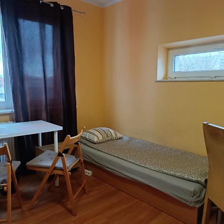 Hostel Sunrise Liwska Варшава Экстерьер фото